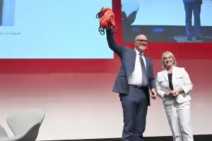 Bundesrat Martin Pfister und Elisabeth Schneider-Schneiter, Präsidentin Handelskammer beider Basel
