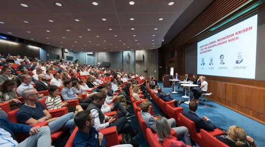 Publikum und Podiumsgespräch