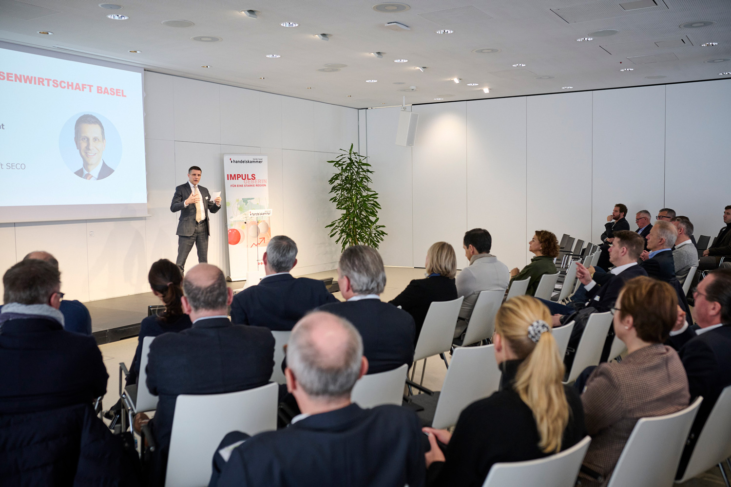 Ivo Germann am Fachkongress Radar Aussenwirtschaft der Handelskammer beider Basel Ivo Germann am Fachkongress Radar Aussenwirtschaft der Handelskammer beider Basel