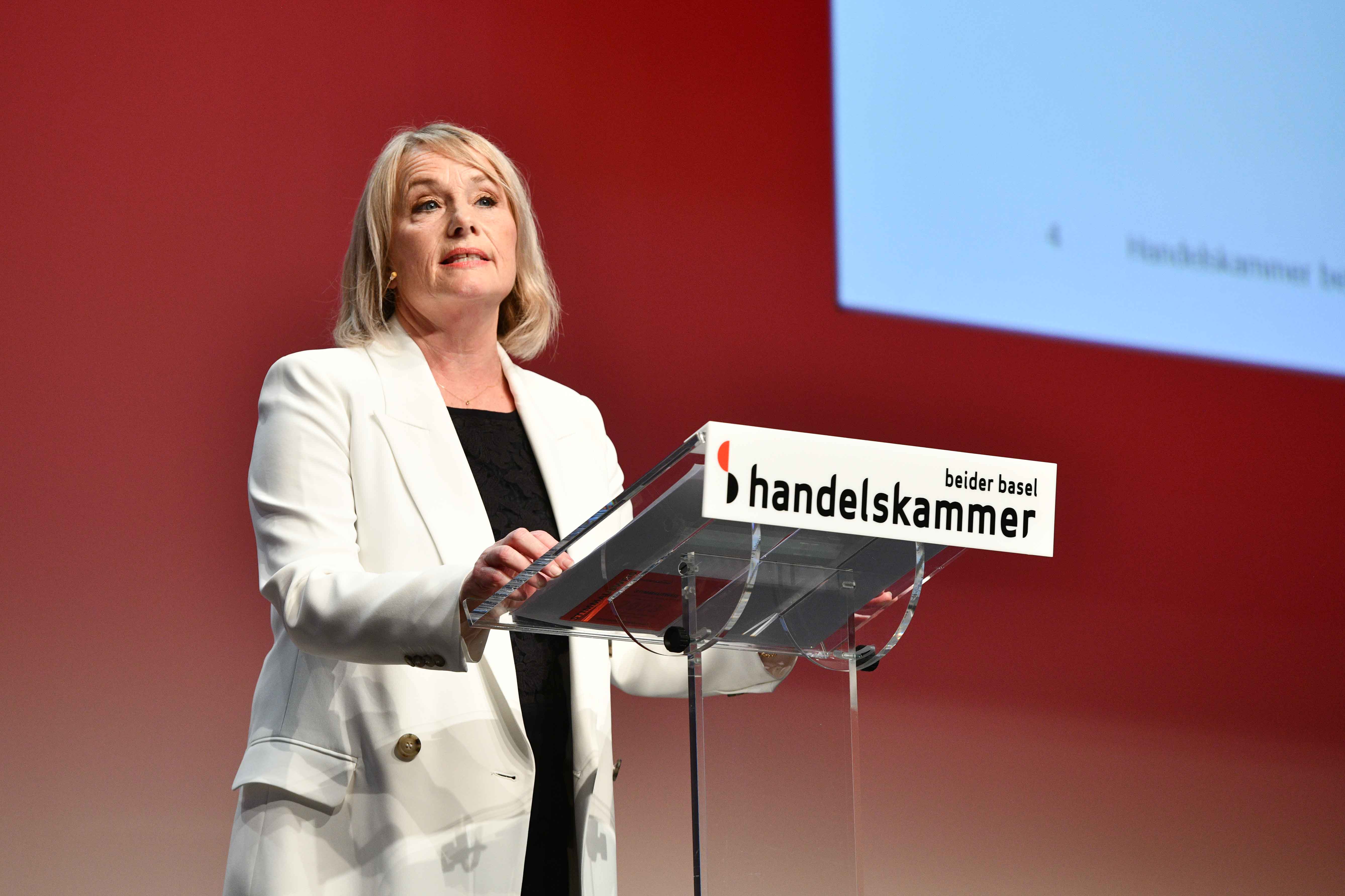 Elisabeth Schneider-Schneiter, Präsidentin Handelskammer beider Basel