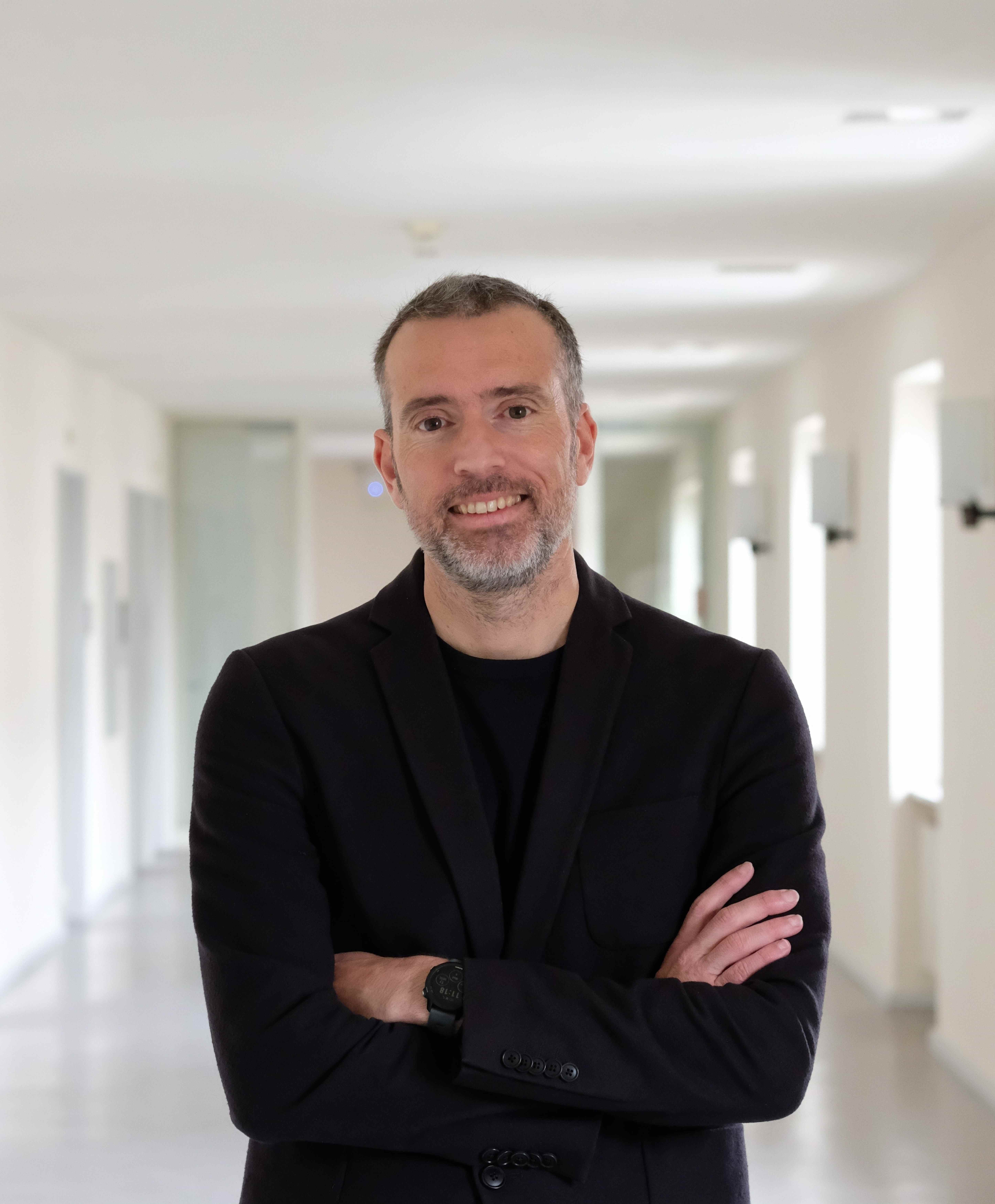 Rui Mata forscht, wie sich Entscheidungen im Alter verändern Professor Rui Mata forscht, wie sich Entscheidungen im Alter Verändern